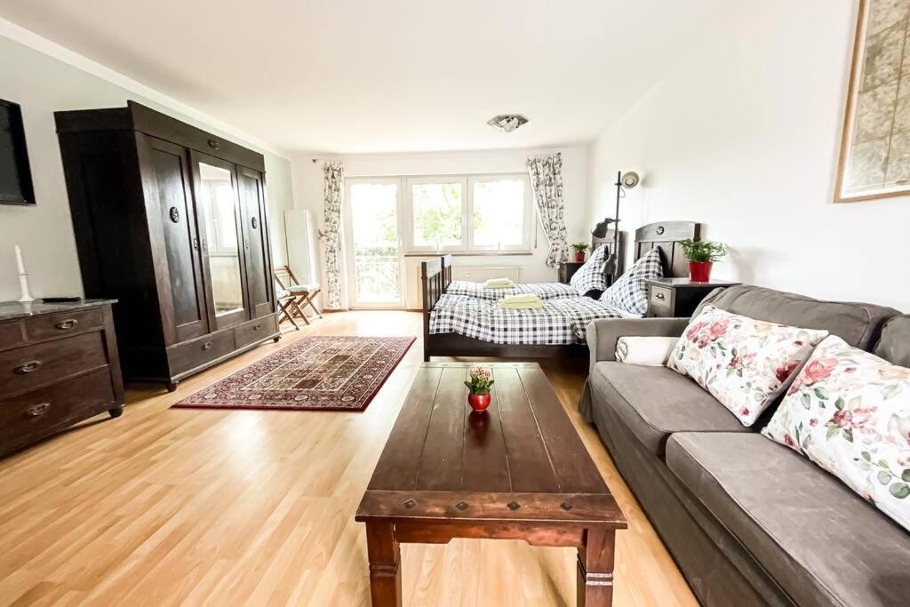 לייפציג Apartment Am Auensee Mit Grosser Terrasse & Privat-Parkplatz מראה חיצוני תמונה